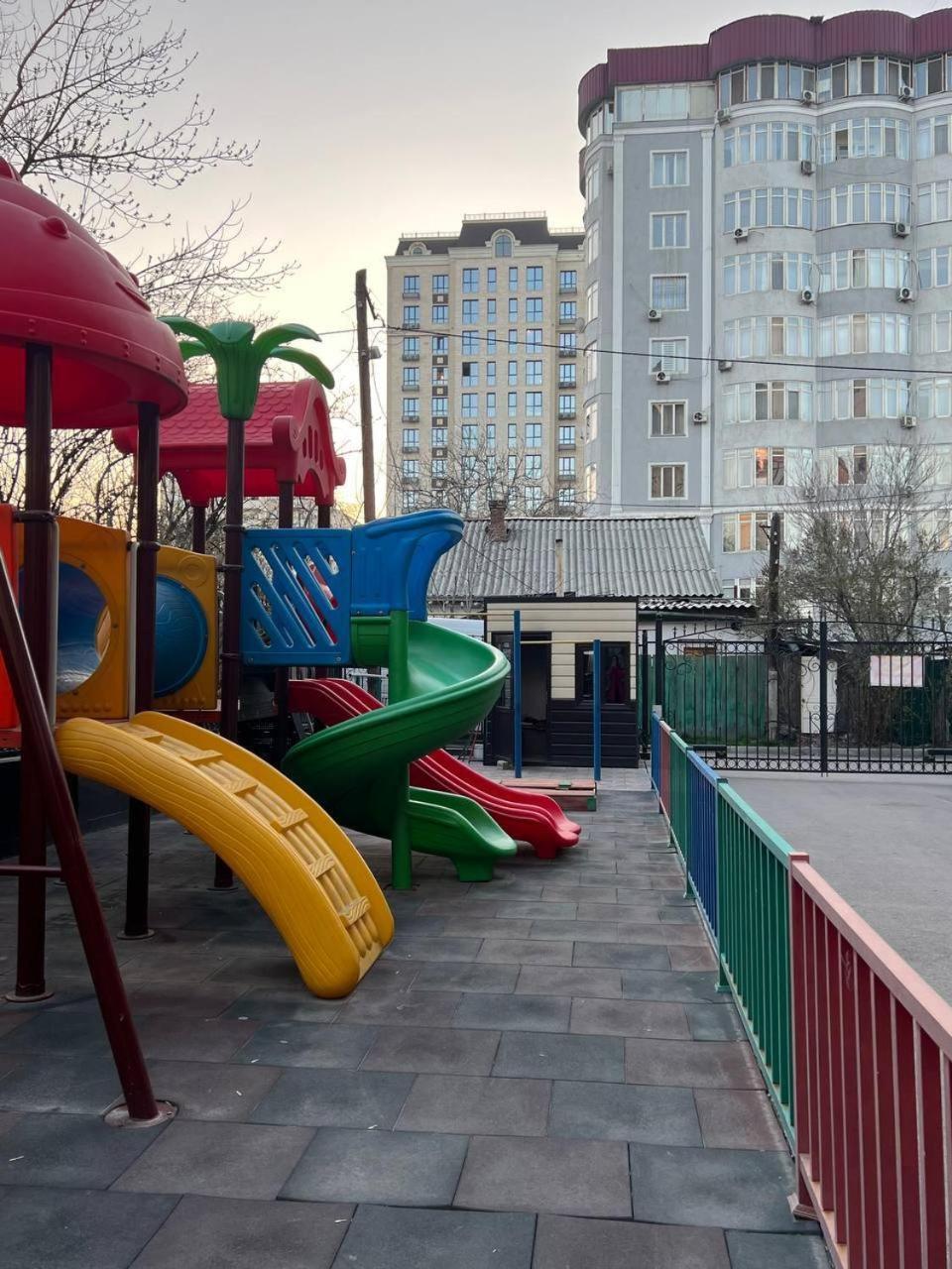 Apartments "Harmony" On Sydykova St 156А Bishkek Exterior foto